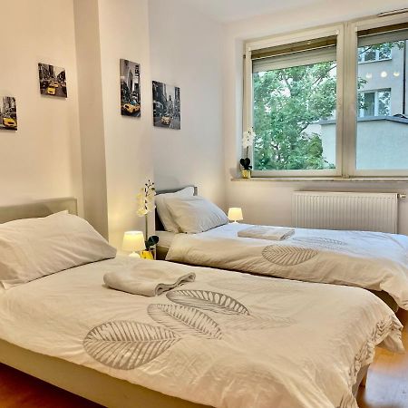 Warsaw Concierge Wola Ratusz Apartment ภายนอก รูปภาพ