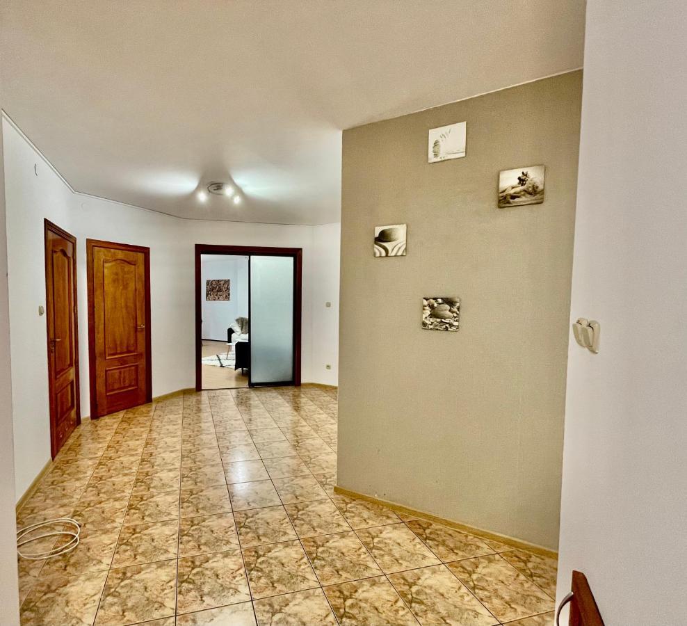 Warsaw Concierge Wola Ratusz Apartment ภายนอก รูปภาพ